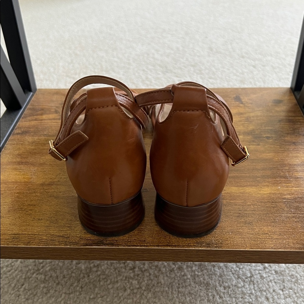 Lauren Ralph Lauren Sandals - Picture 4 of 6